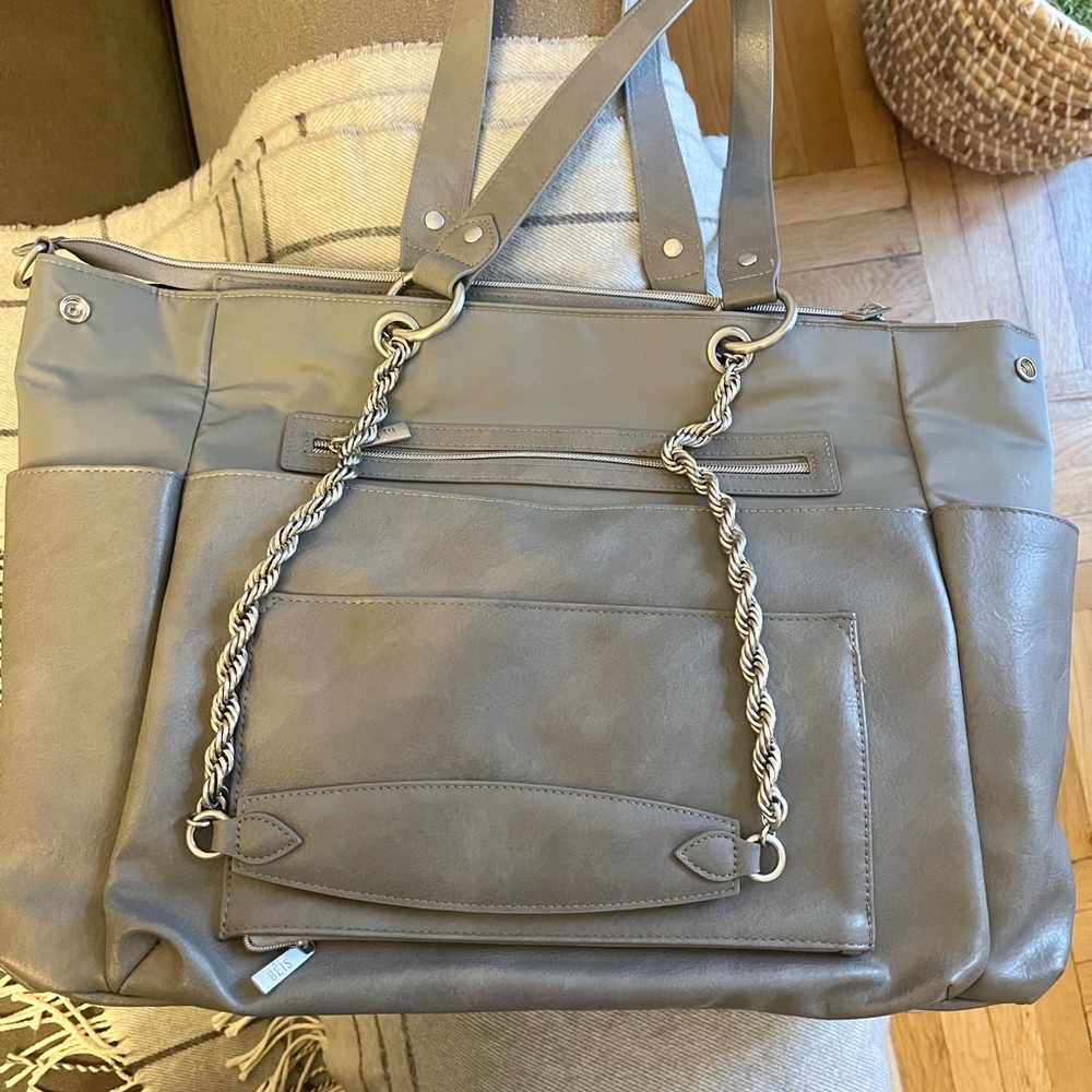 BEIS DIAPER BAG